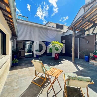 Maison 10 pièces 735000 €