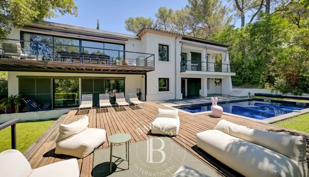 Villa / Maison 6 pièces  à vendre Aix-en-Provence 13100