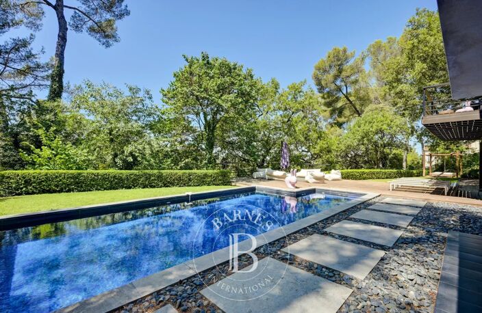 AIX-EN-PROVENCE - SUD   - MAISON  - 5 CHAMBRES - GARAGE - PISCIN — photo 2