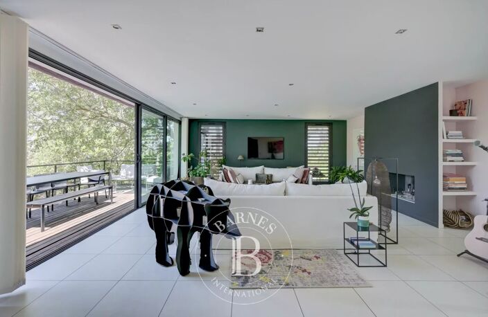 AIX-EN-PROVENCE - SUD   - MAISON  - 5 CHAMBRES - GARAGE - PISCIN — photo 4