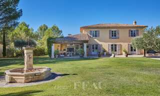 Maison 6 Pièces 250 m² à vendre à Meyrargues (13650)