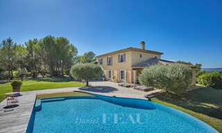 Maison 6 Pièces 250 m² à vendre à Meyrargues (13650)