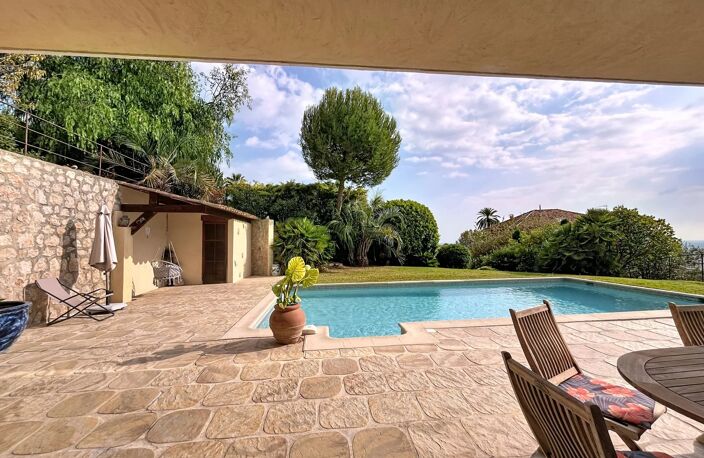 Nice Gairaut - Villa d'architecte - 6 pièces - Vue mer - piscine — photo 2