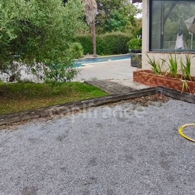 Maison 4 pièces 411900 €