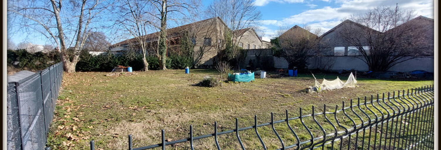 Terrain  1400 m² à vendre à Tarbes (65000)