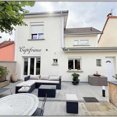 Maison 6 pièces 395000 €