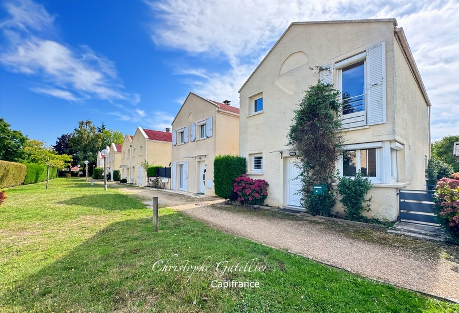 CENTRE VILLAGE - MAISON 4 pièces (3 chambres) - non Mitoyenne — photo 1