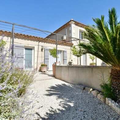 Maison 5 pièces 599000 €
