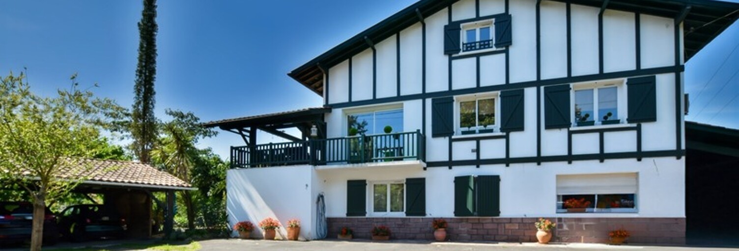 Maison 8 Pièces 227 m² à vendre à Ascain (64310)