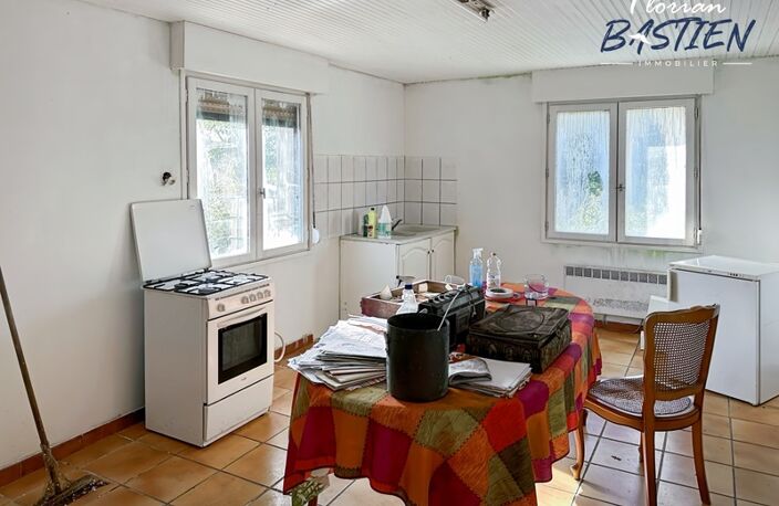 Propriété avec maison plain pied et bâtiment de 750m² sur un terrain de plus de 3 hectares — photo 5