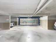 Parking — photo 2