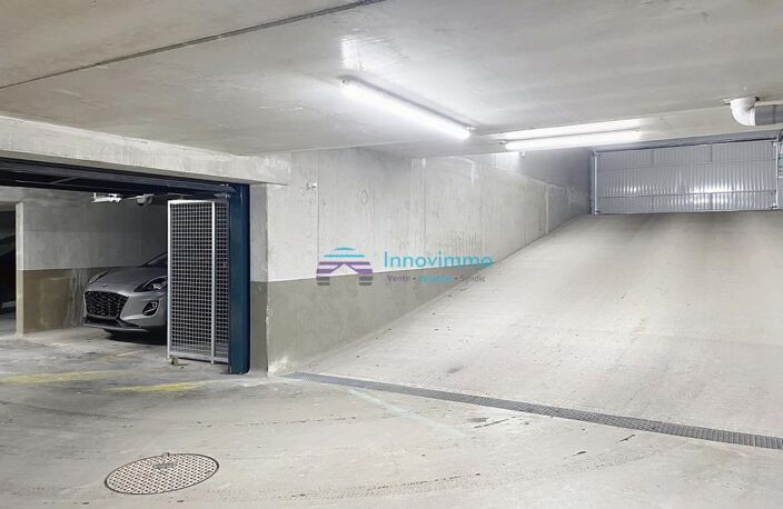 Parking — photo 3