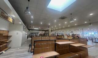 Commerce  1492 m² à louer à Gouesnou (29850)