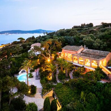 Maison 8 pièces 4800000 €