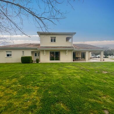 Maison 8 pièces 433000 €