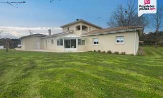 Maison 8 Pièces 221 m² à vendre à Bazas (33430)