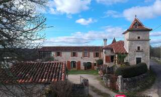 Maison 9 Pièces 250 m² à vendre à Lalbenque (46230)