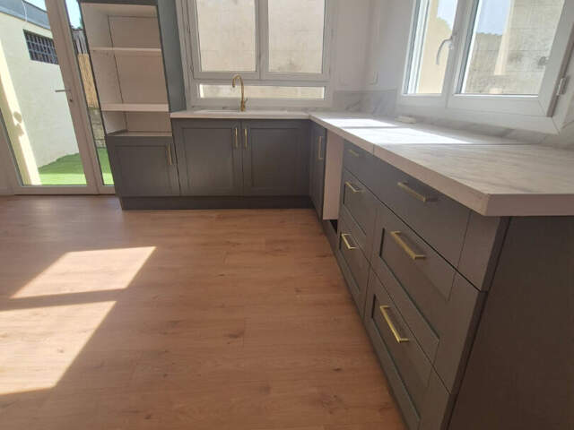 Maison à vendre à  Génissac - 3 pièces, 2 chambres avec sde privatives — photo du bien