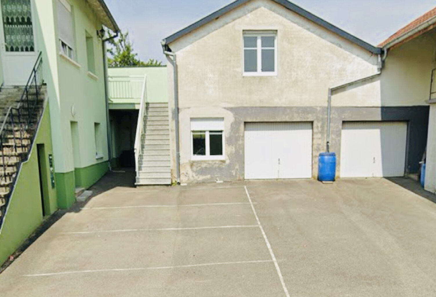 À Oberdorf, Appartement  F4 avec 3 chambres et un séjour , — photo 1