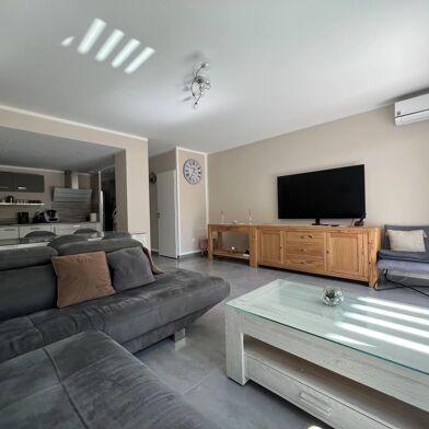 Appartement 4 pièces 319900 €