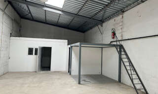 Local industriel  131 m² à louer à Angers (49000)