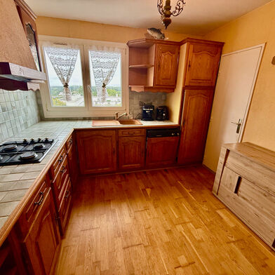 Appartement 4 pièces 113400 €