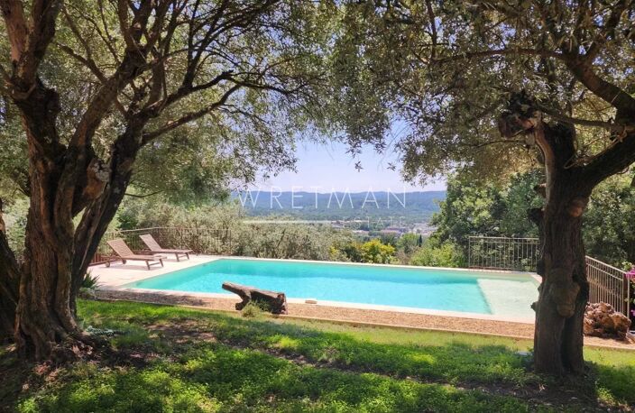 Maison de maçon au calme et avec vue - Montauroux — photo 2