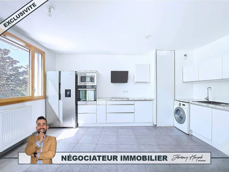 Vivez dans un appartement baigné de lumière avec Yaya — photo 1