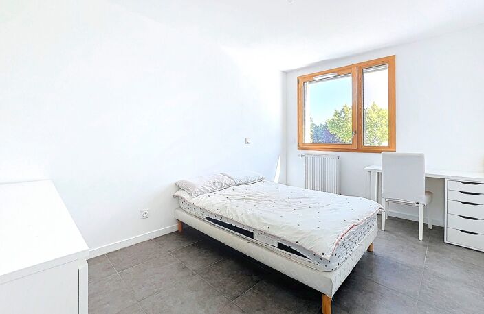 Vivez dans un appartement baigné de lumière avec Yaya — photo 5