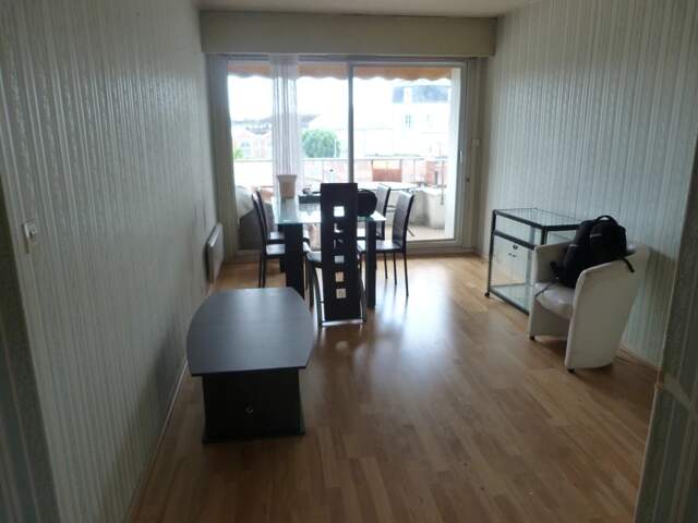 Vierzon Centre- ville - Appartement T.3 - 2 chambres — photo du bien