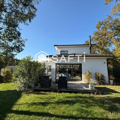 Maison 7 pièces 649500 €