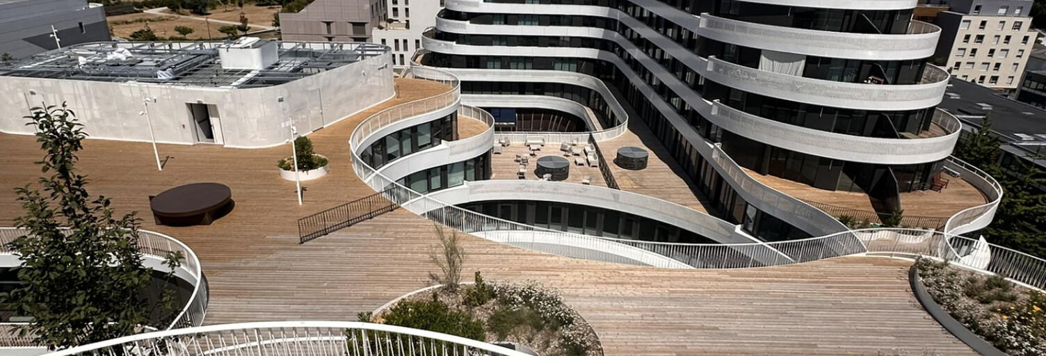 Bureau  1003 m² à louer à Angers (49100)