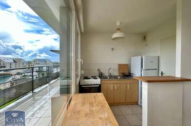 Appartement 3 pièces 870 €