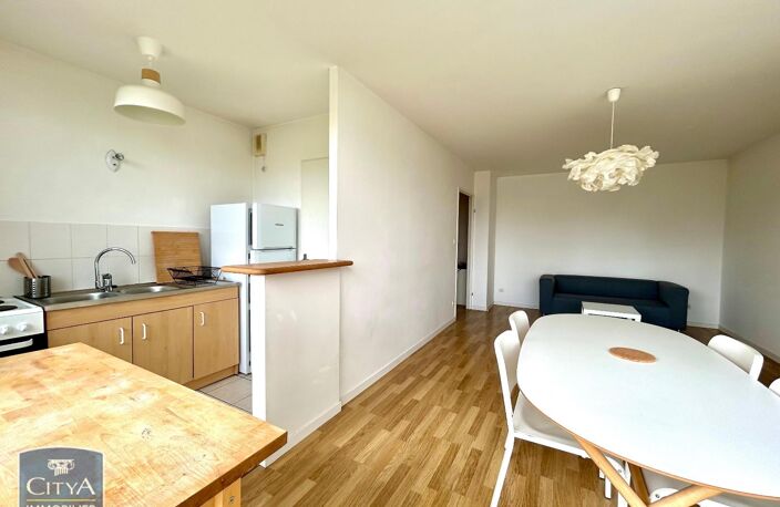 Location appartement 3 pièces 63 m² à Tours (37000) — photo 2