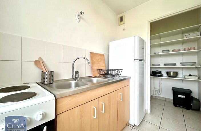 Location appartement 3 pièces 63 m² à Tours (37000) — photo 3