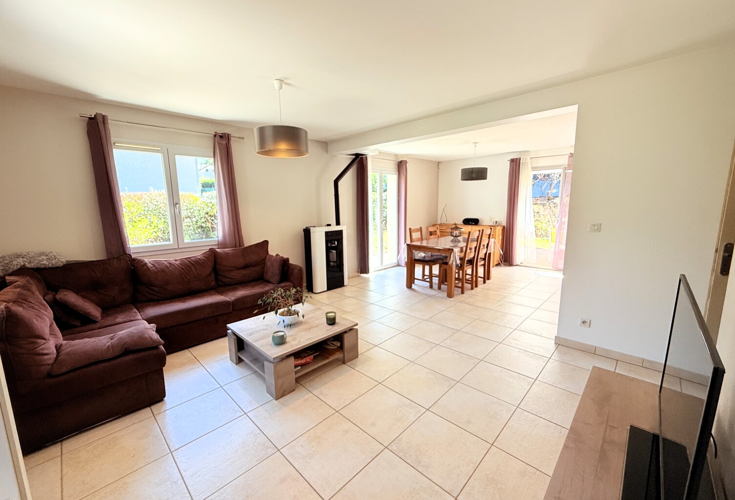 Vente maison   Saint-Jeoire-Prieuré (73190) — photo 1