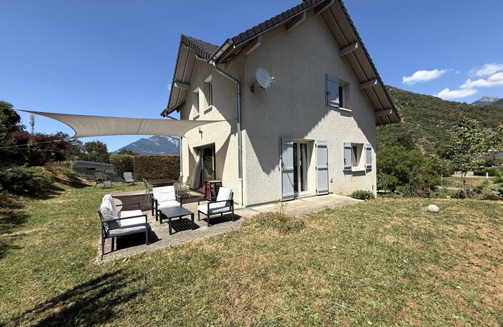 Vente maison   Saint-Jeoire-Prieuré (73190) — photo 2