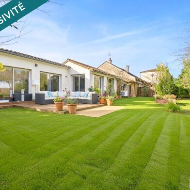 Maison 8 pièces 365000 €