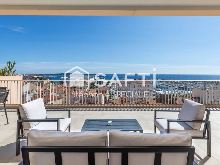 Cannes - Quartier embématique de la Banane - Vue mer panoramique — photo 1