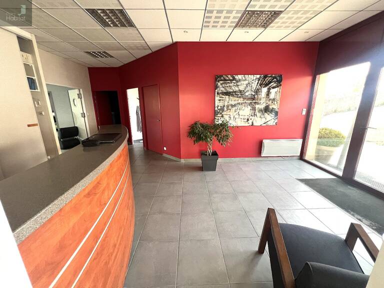 RODEZ Bureaux avec espace de stockage — photo 1
