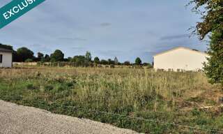 Terrain  900 m² à vendre à Latillé (86190)