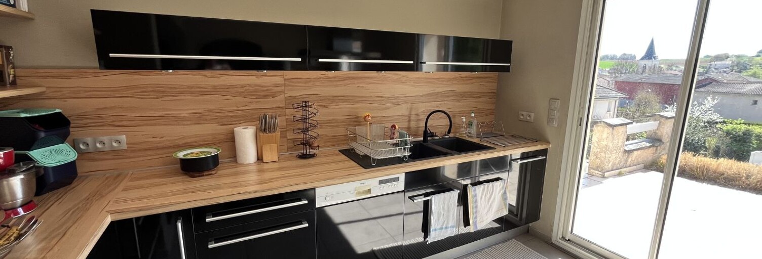 Maison 9 Pièces 225 m² à vendre à Frans (01480)