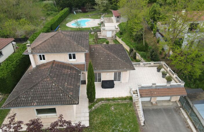 Maison piscine,secteur calme — photo 4