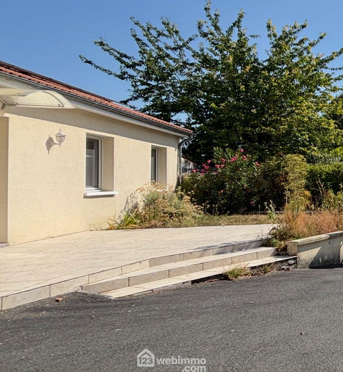 Photo Maison - 120m² - Antran image 3/4