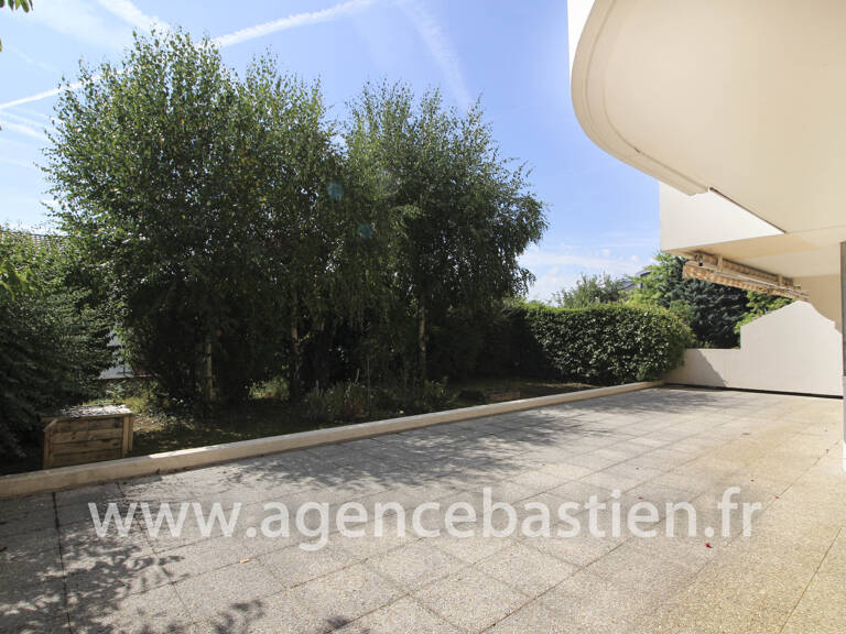 VENTE EXCLUSIVE - T4 DE 105 m2 EN REZ-DE-JARDIN - PROCHE CEN — photo 1