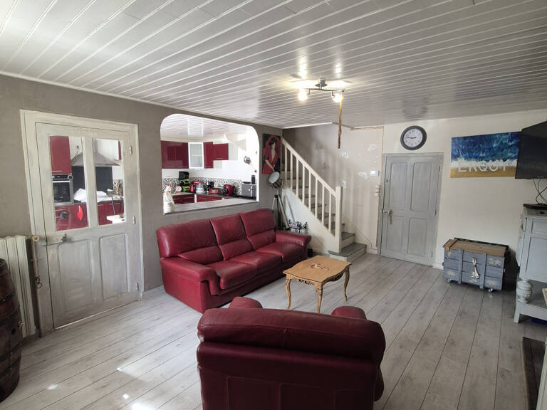 Maison rénovée en pierre 5 pièces 114 m2 — photo 1