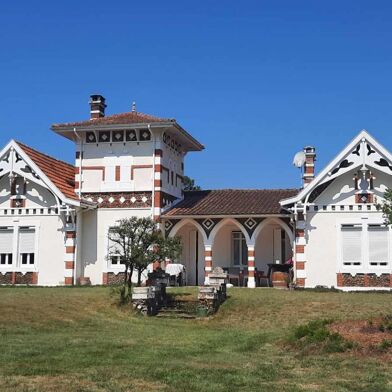 Maison 9 pièces 1800000 €