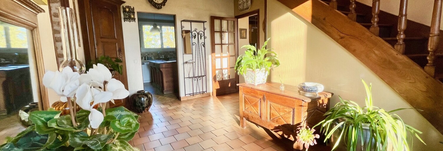 Maison 8 Pièces 220 m² à vendre à La Châtre-Langlin (36170)