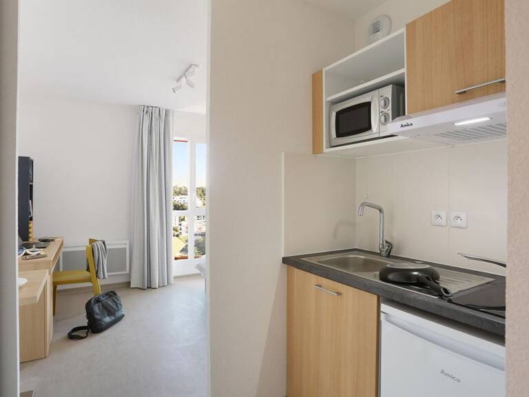 Studio - 18m ² — photo 1
