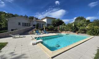 Maison 5 Pièces 160 m² à vendre à Carbon-Blanc (33560)